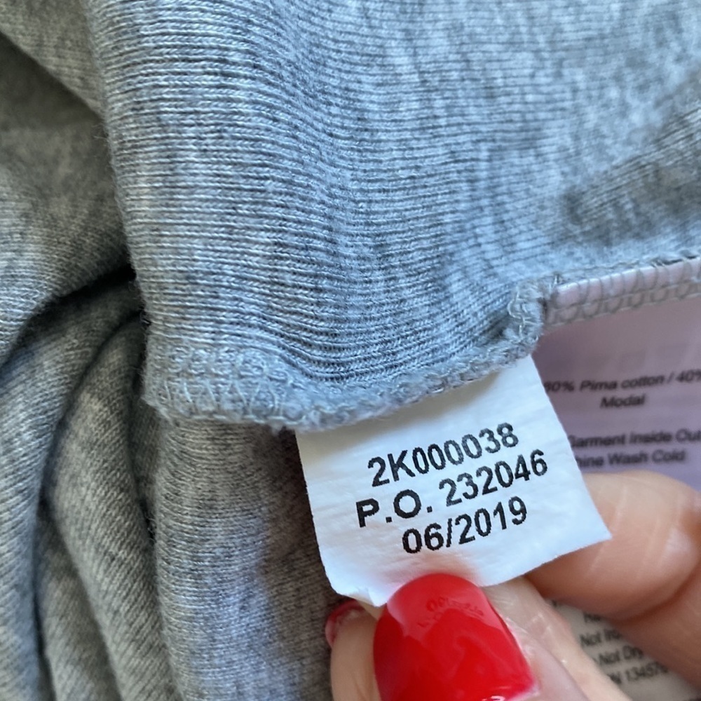 Vineyard Vines Solid Boatneck Simple Tee Gray Hea… - image 7